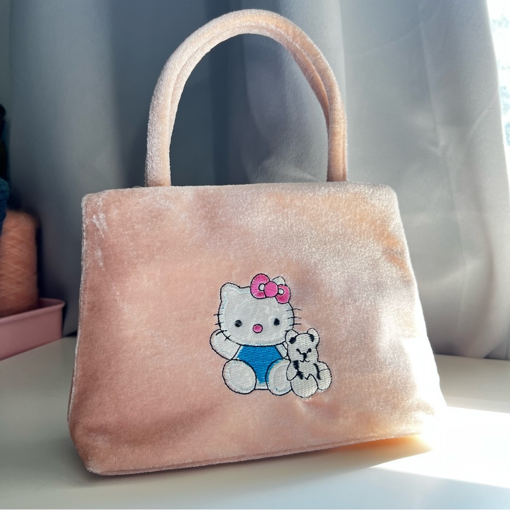 Hello Kitty Velvet Bag